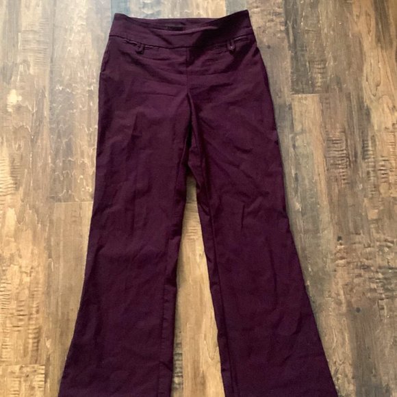 DENVERHAYES Burgundy flare pants - Picture 2 of 5